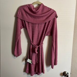 Mauve Pink sweater size M new with tags